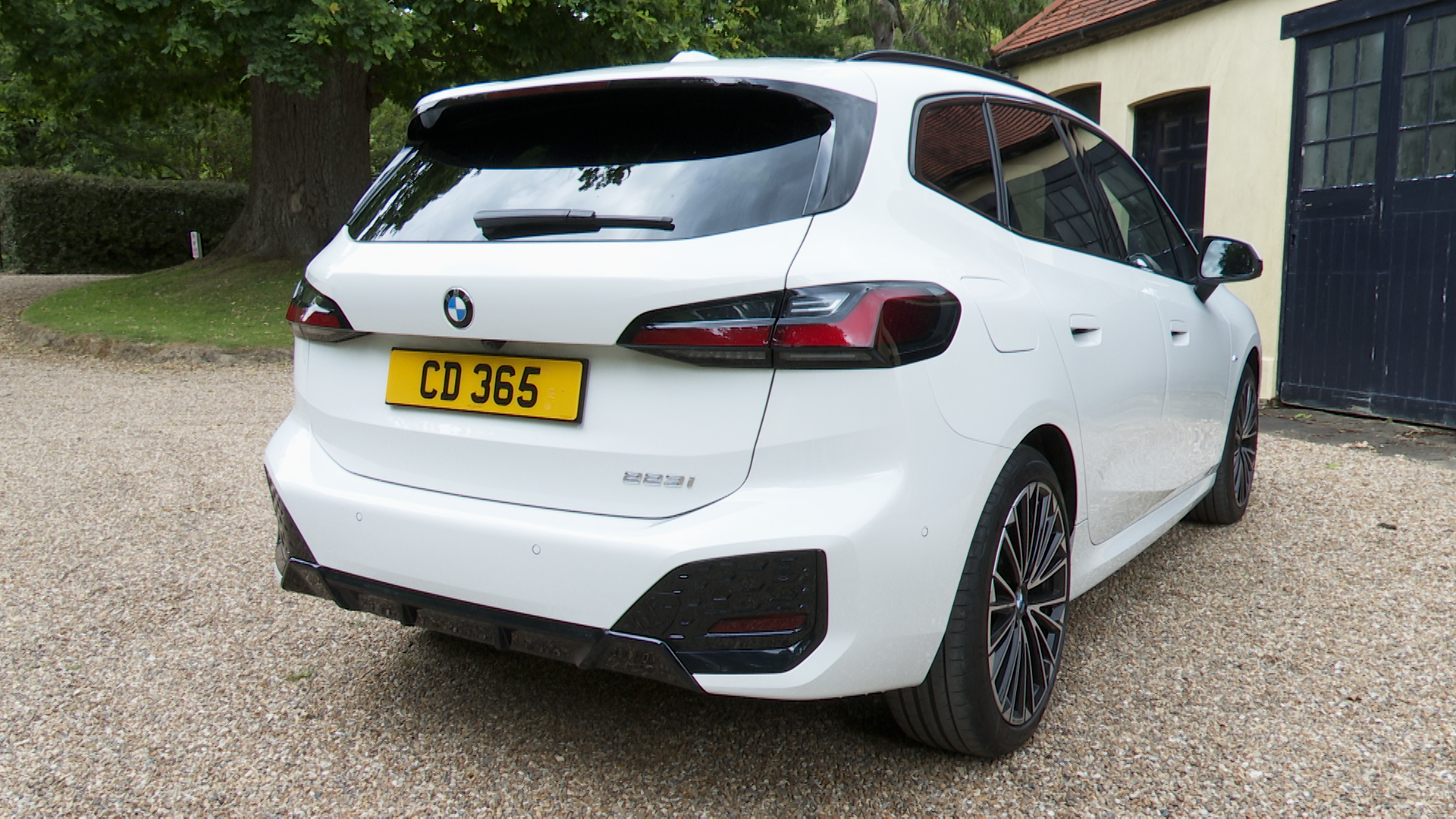 230e xDrive Luxury5dr DCT [Tech Plus Pack]