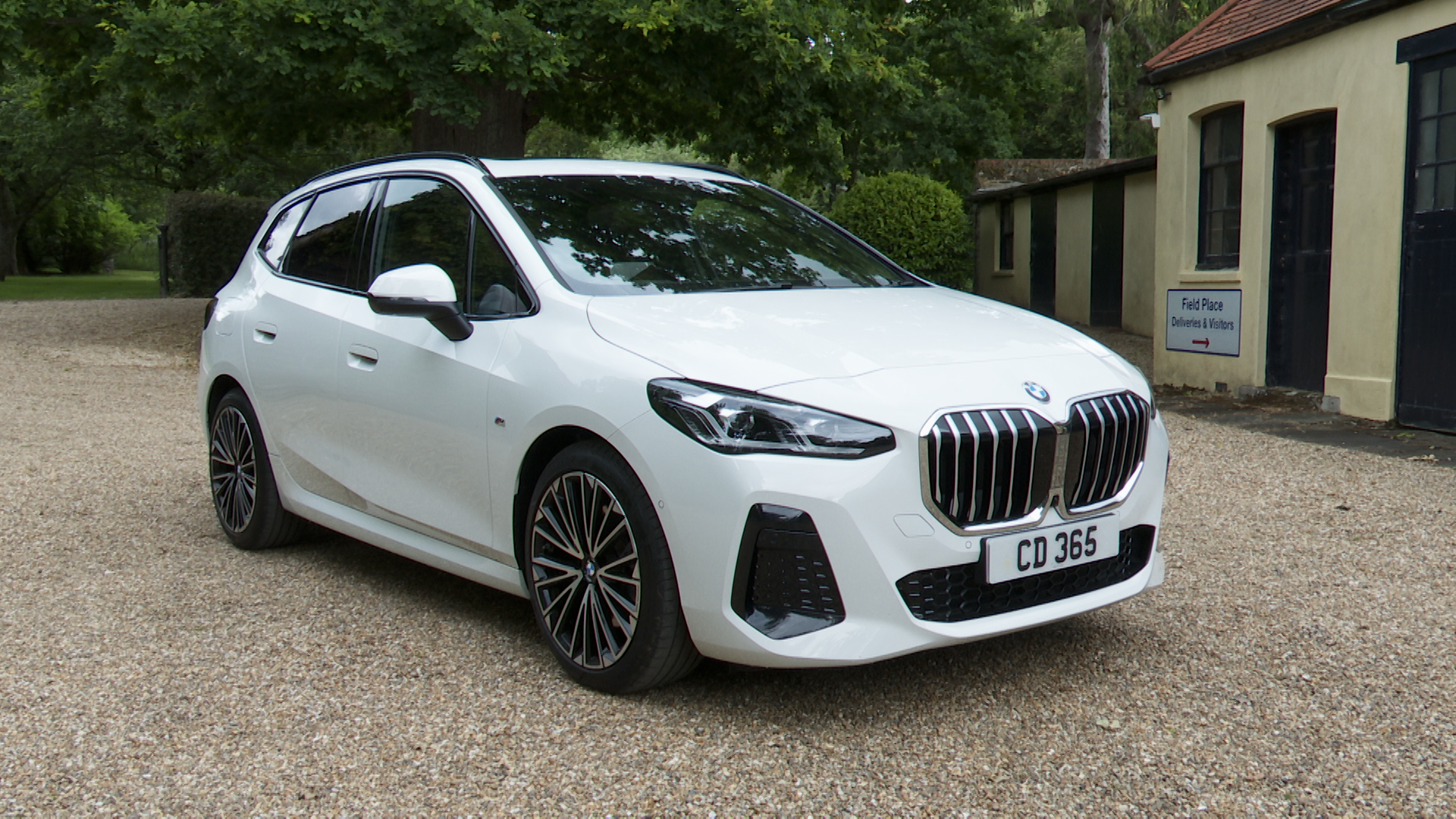 230e xDrive Luxury5dr DCT [Tech Plus Pack]