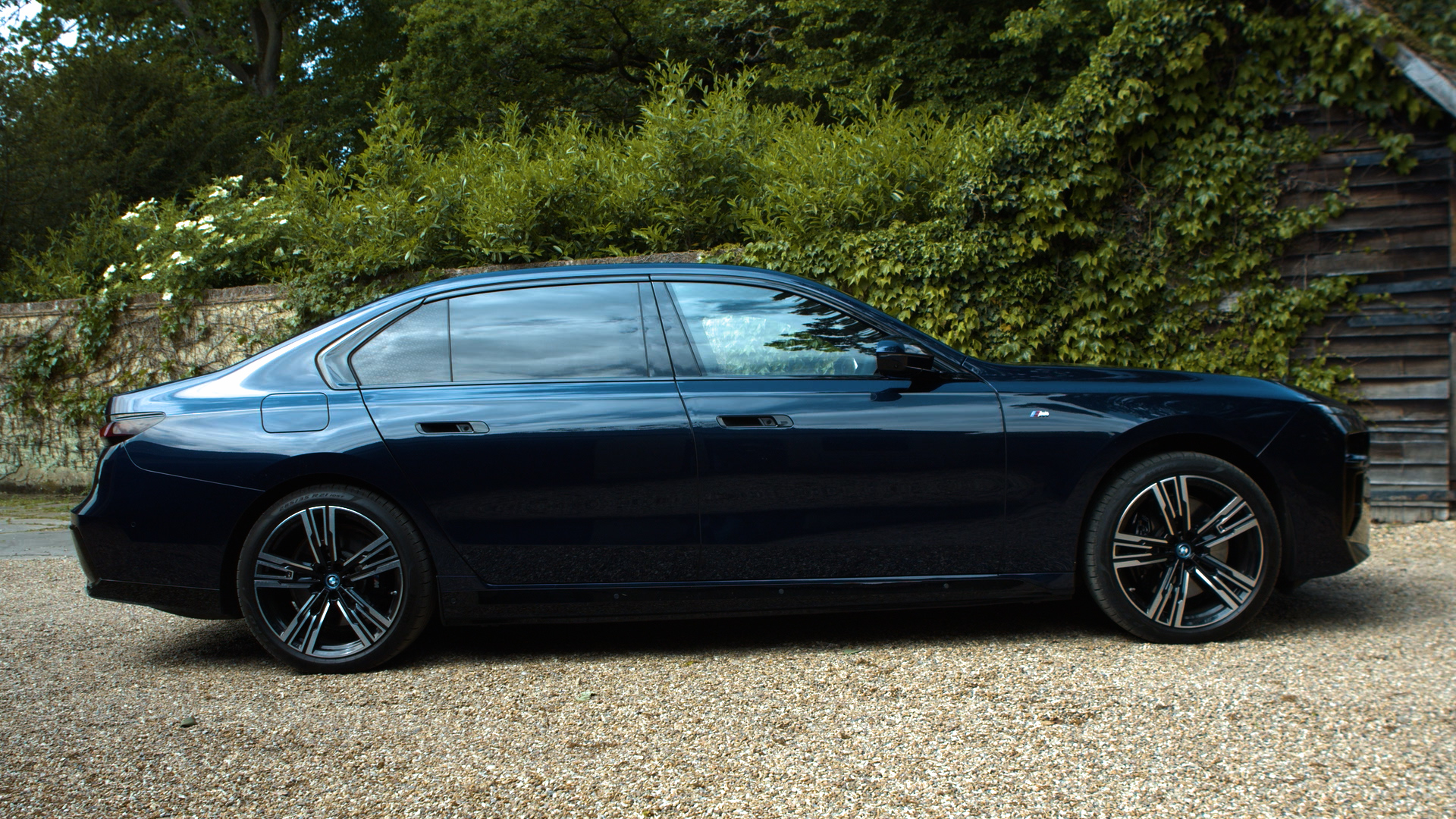 400kW xDrive60 Excellence 105.7kWh 4dr Auto [Exec]