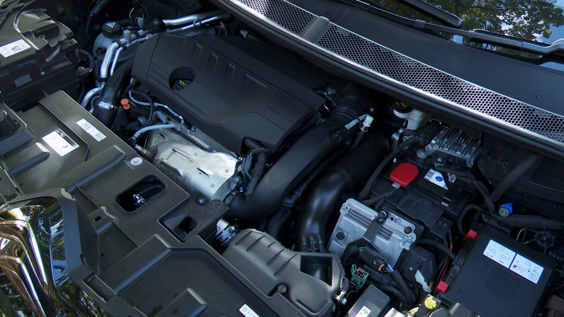 1.6 Plug-in Hybrid C-Series Edition 5dr e-EAT8