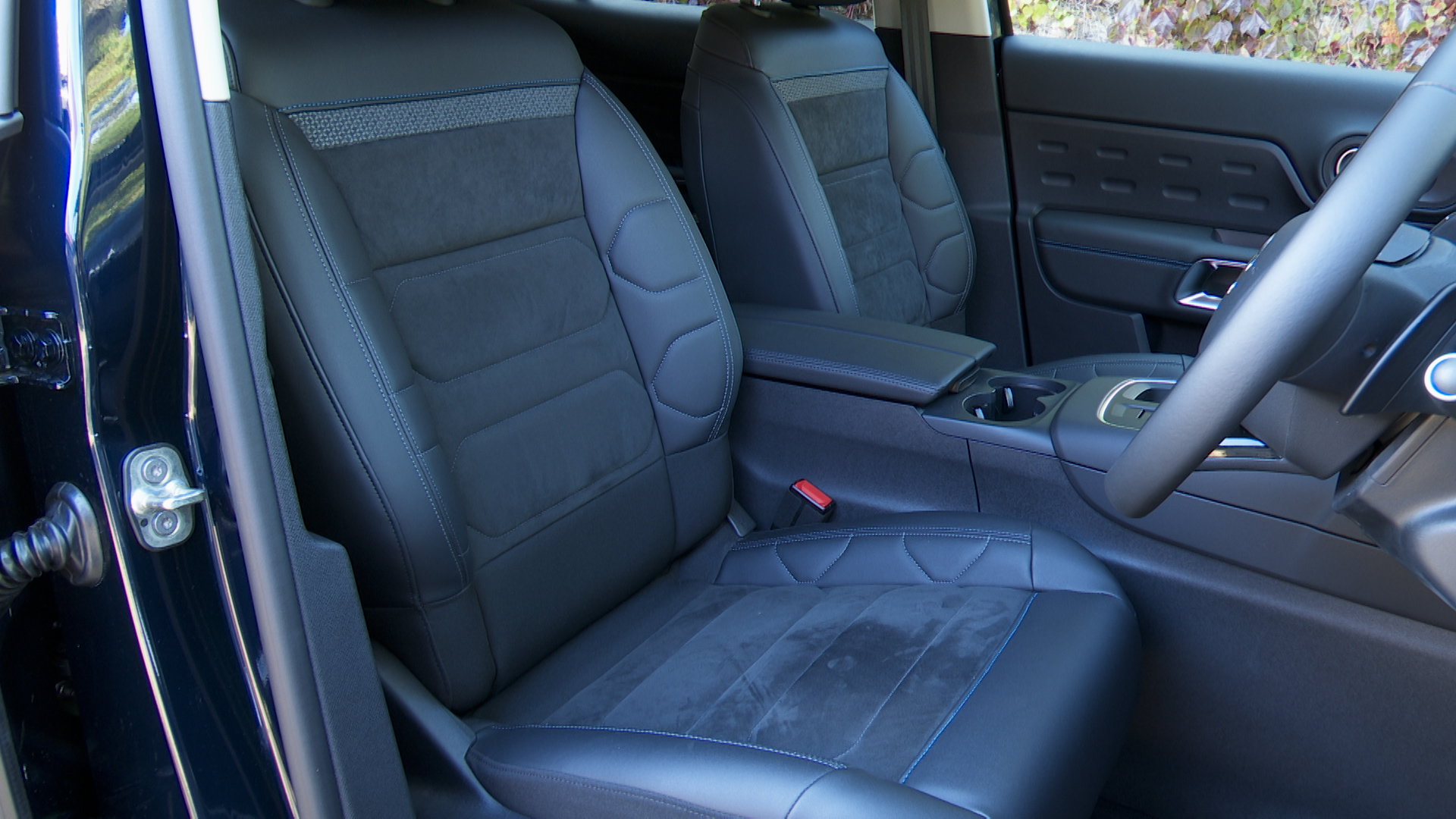 1.6 Plug-in Hybrid C-Series Edition 5dr e-EAT8
