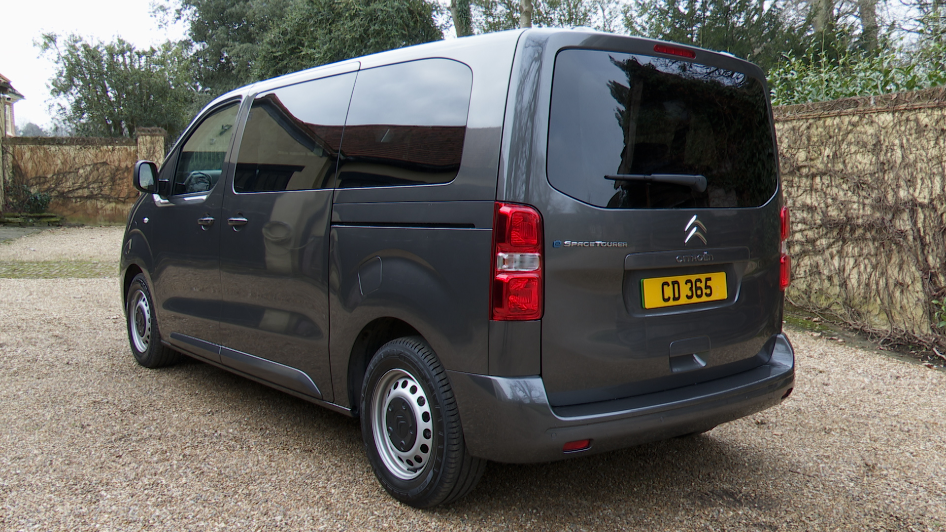 100kW Business Edition XL [9 Seat] 50kWh 5dr Auto