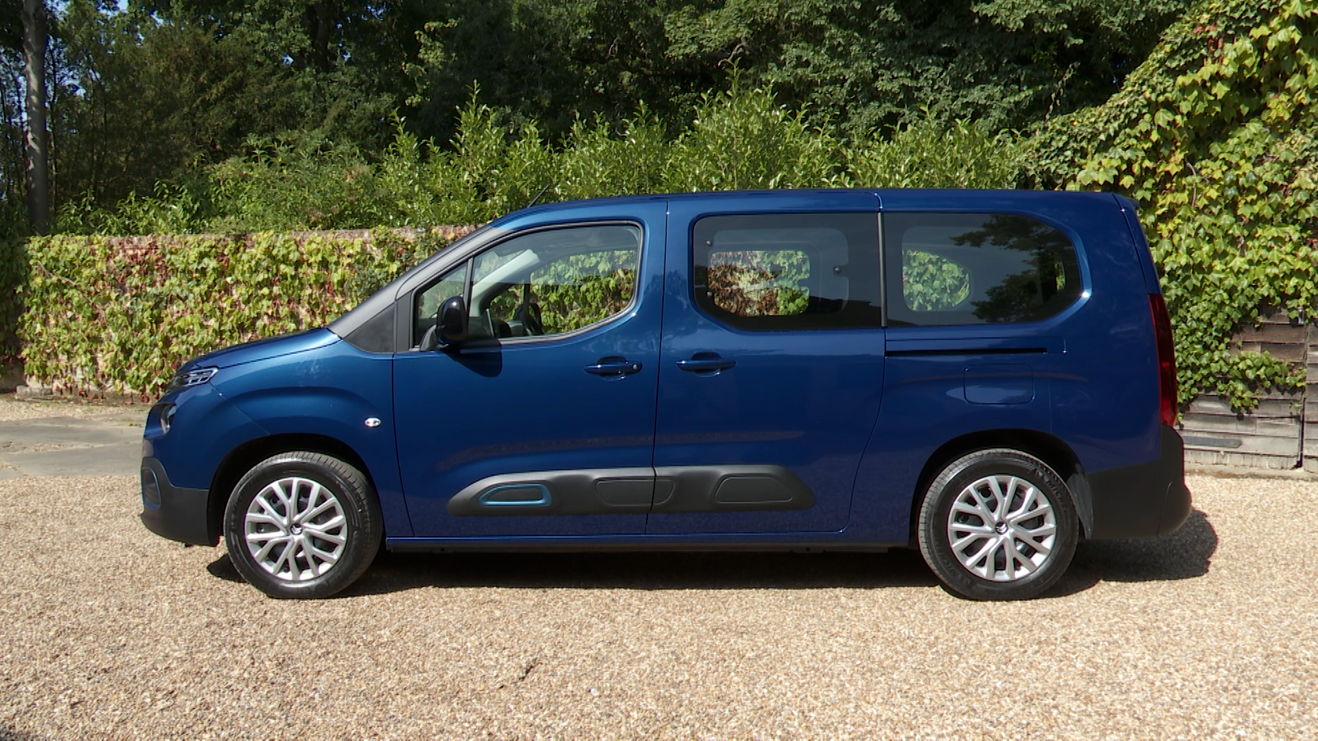 100kW Flair XTR XL 50kWh 5dr Auto [11kWCh] [7 st]