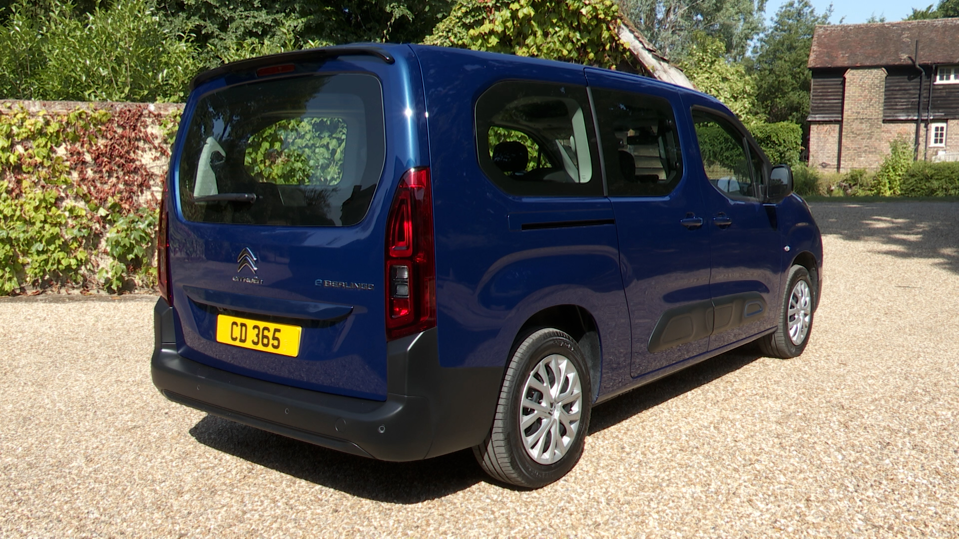 100kW Flair XTR XL 50kWh 5dr Auto [11kWCh] [7 st]