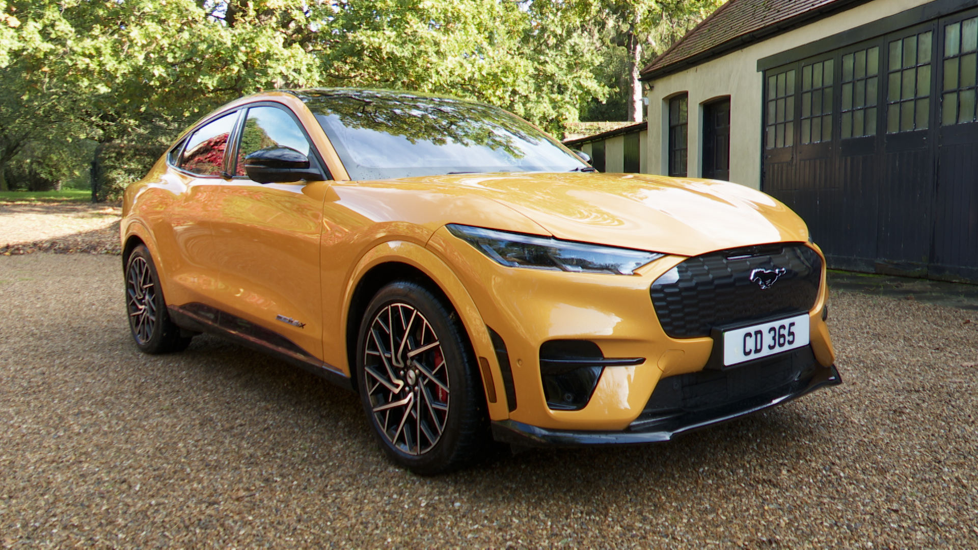198kW Select 70kWh RWD 5dr Auto